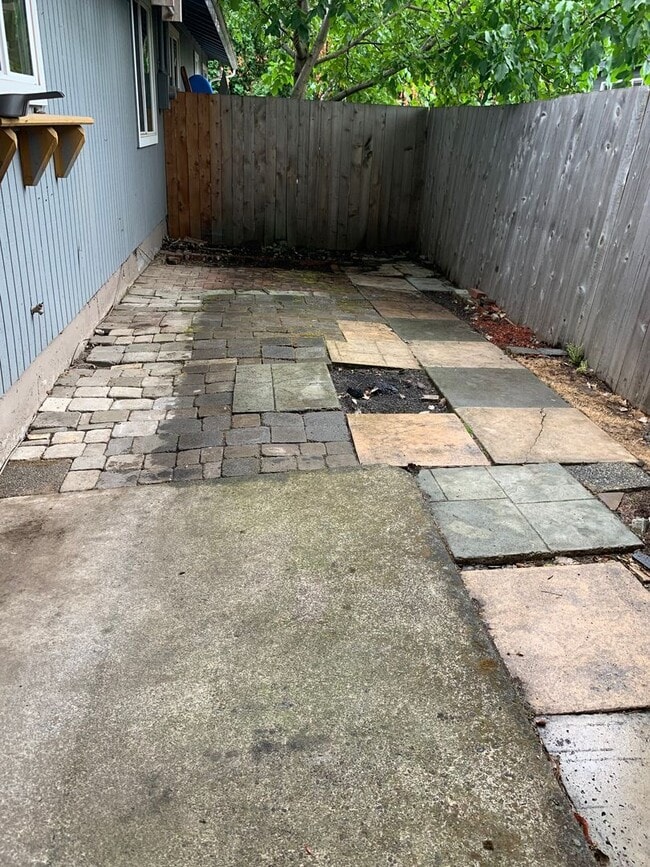 3803 SE 33rd Pl in Portland, OR - Building Photo - Building Photo