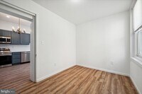 5349 Wayne Ave photo'