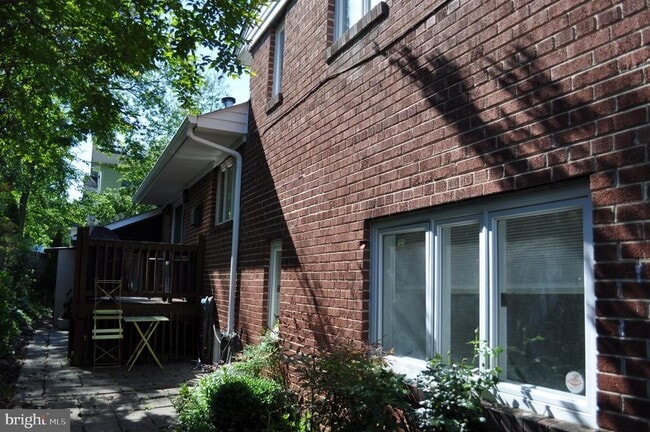 property at 6000 Greentree Rd