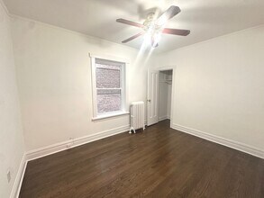 5814 N Campbell Ave in Chicago, IL - Building Photo - Building Photo