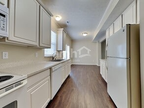 4263 N Gensen Loop, Unit 4204 in Cincinnati, OH - Building Photo - Building Photo