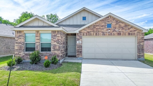 property at 1308 Clairborne Ct