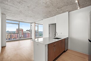 1362 S Wabash Ave in Chicago, IL - Building Photo