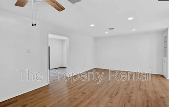 3220 Preston Dr in Midland, TX - Building Photo - Building Photo