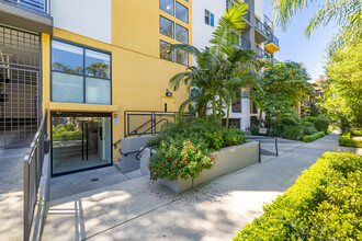 Fair Park Apartments in Los Angeles, CA - Foto de edificio - Building Photo