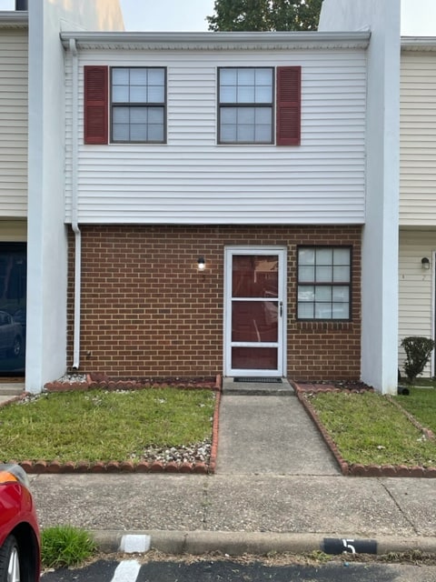 property at 5 Sidewinder Ct