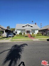 2059 W 29th St in Los Angeles, CA - Building Photo - Building Photo