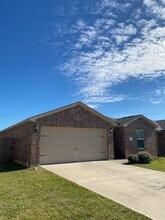 2310 Nautica Terrace in La Marque, TX - Building Photo - Building Photo