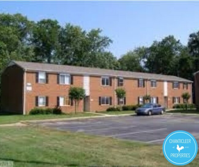 property at 1504 Autumn Dr