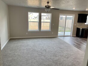 5978 S Carlburg Ave in Boise, ID - Building Photo - Building Photo