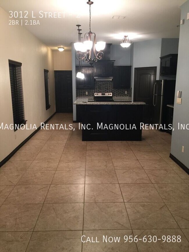 3012 S L St, Unit 2 in McAllen, TX - Building Photo - Building Photo