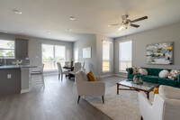 Walker Place at Moonlight in Hewitt, TX - Building Photo - Interior Photo