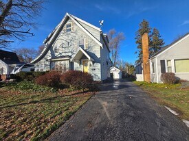 614 Westchester Ave in Rochester, NY - Building Photo