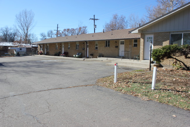 208 W Baseline Rd in Lafayette, CO - Foto de edificio - Other