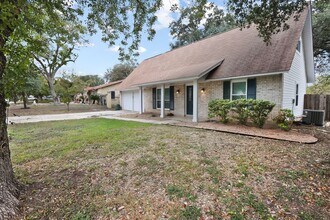 9902 Lorene in San Antonio, TX - Building Photo - Building Photo
