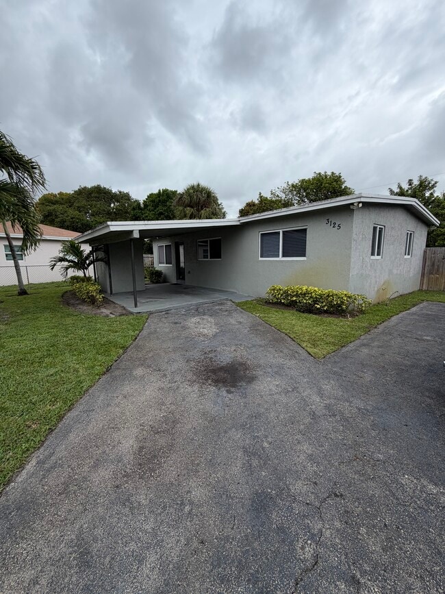 3125 NW 2nd St in Fort Lauderdale, FL - Building Photo - Building Photo