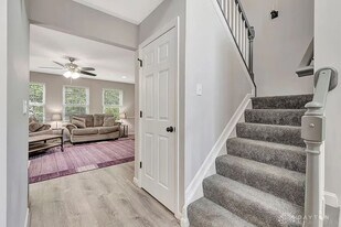 626 Honor Ln in Oxford, OH - Building Photo
