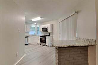 22303 Mosswillow Ln in Tomball, TX - Building Photo - Building Photo