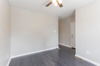 1325 Saville Ave, Unit C photo'