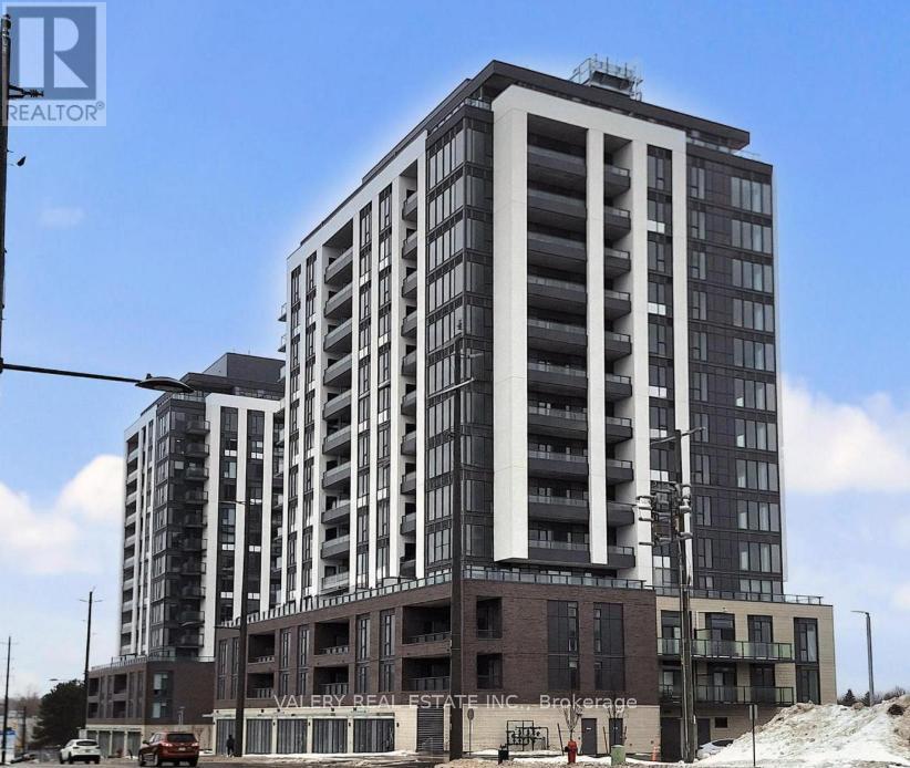 705 Davis Dr in Newmarket, ON - Building Photo