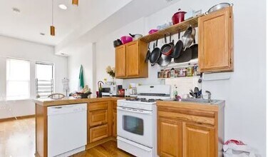 1420 N Western Ave in Chicago, IL - Building Photo - Building Photo