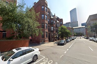 40 Hereford St in Boston, MA - Building Photo