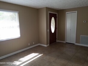2696 Tina Ln in Middleburg, FL - Building Photo - Building Photo