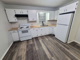 4252 Postema Ct in Willard, OH - Building Photo