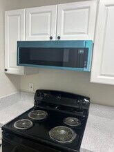 971 Pipers Cay Dr in West Palm Beach, FL - Foto de edificio - Building Photo