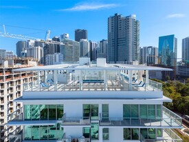 1600 SW 1st Ave in Miami, FL - Building Photo
