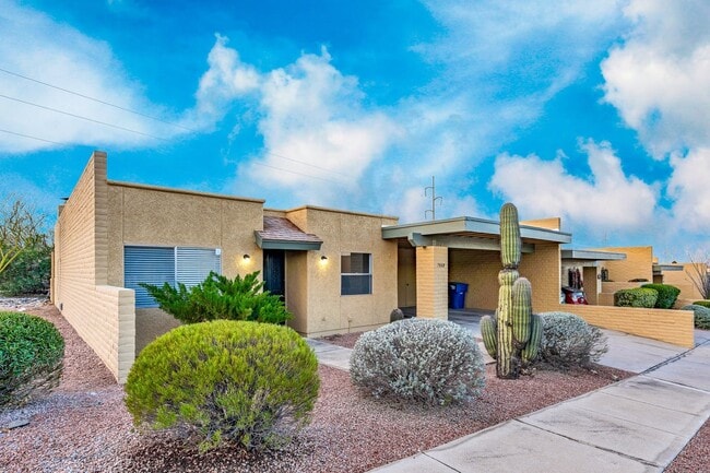 7860 E Baker St in Tucson, AZ - Building Photo - Building Photo