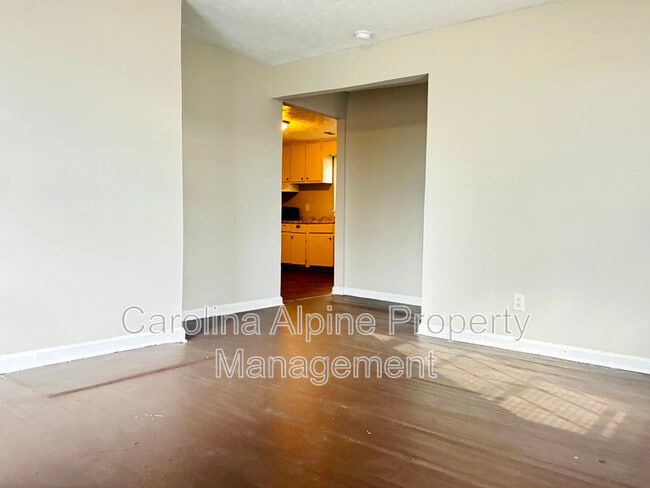 208 Royster Ave in Shelby, NC - Building Photo - Building Photo