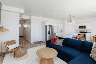 344 Oregon Trl Dr in Garden City, UT - Building Photo - Building Photo