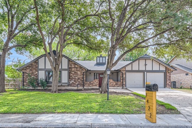 property at 7422 Preston Trail