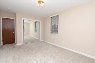 141 E Lake Blvd in Mahopac, NY - Building Photo - Building Photo