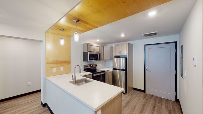 BG Flats Apartments in Rapid City, SD - Foto de edificio - Building Photo