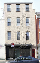 296 Grand St in Brooklyn, NY - Building Photo - Building Photo