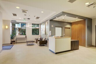 1100 106th Ave NE in Bellevue, WA - Foto de edificio - Building Photo