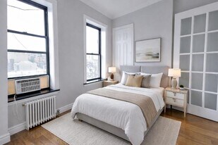 199 E 3rd St in New York, NY - Building Photo