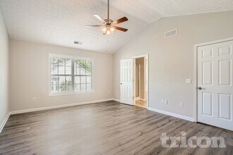 1230 Webb Farm Ln in Loganville, GA - Building Photo - Building Photo