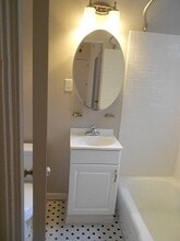 26 Edgerly Rd, Unit 9 in Boston, MA - Foto de edificio - Building Photo