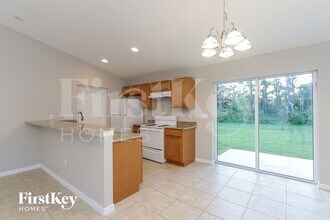 5569 Landry Ave in North Port, FL - Building Photo - Building Photo