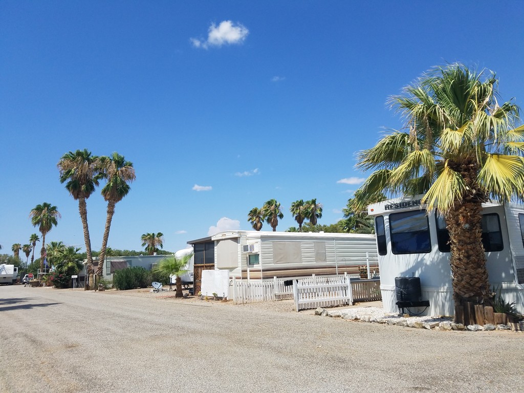 Escape to the Desert Oasis: Arizona Southern Mesa RV Park - Your Gateway to Adventure