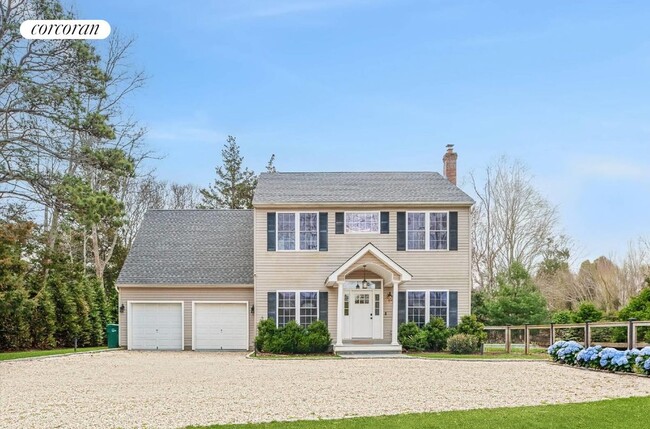 property at 4056 Noyack Rd