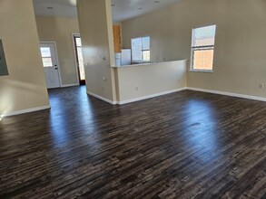 121 Green St in Willow Creek, MT - Building Photo - Building Photo