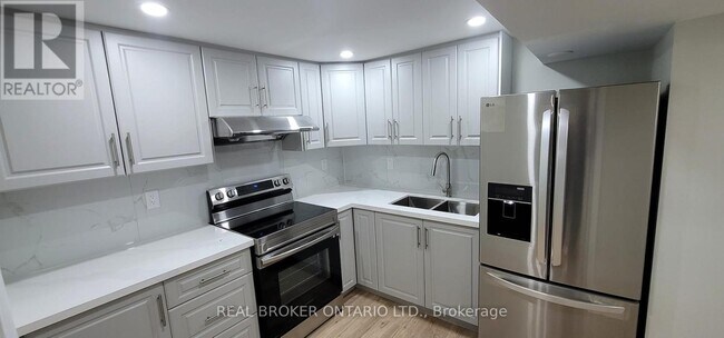 property at 6 Banting Crescent