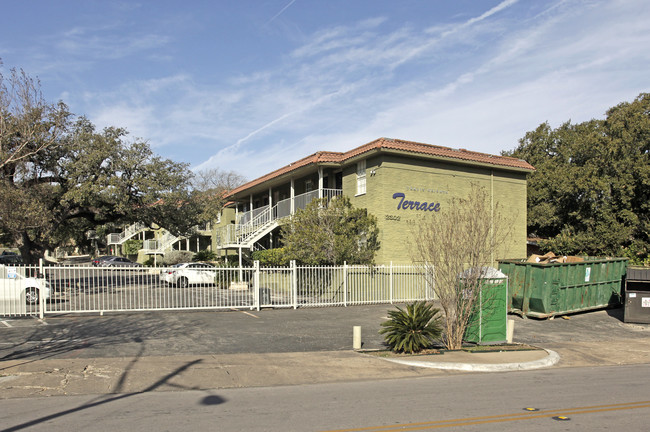 Travis Heights Terrace in Austin, TX - Foto de edificio - Building Photo