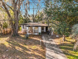 5330 Quan Dr in Jacksonville, FL - Building Photo