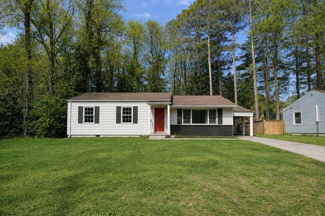 property at 2037 Highview Rd SW