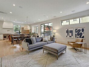 1003 E 14th St in Austin, TX - Building Photo - Building Photo